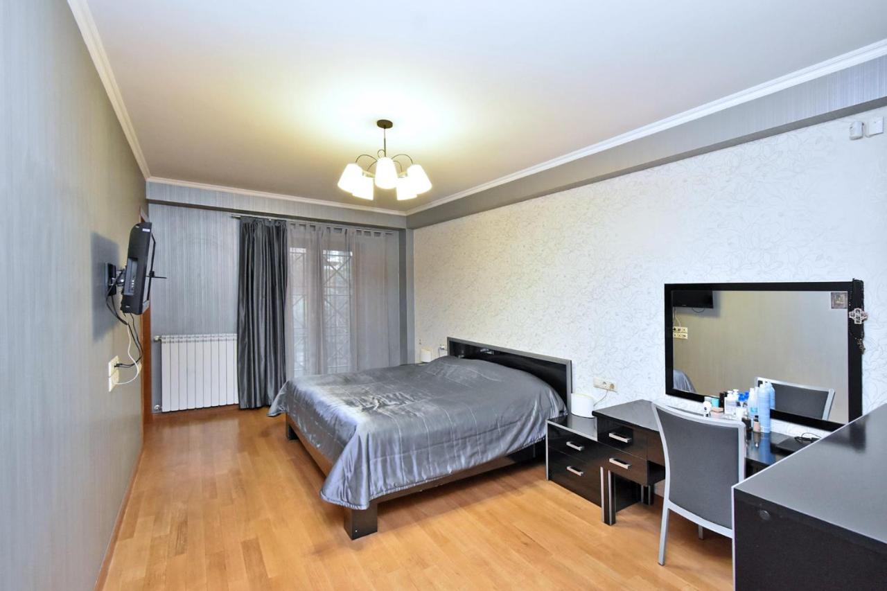 Dos Guest House Erywań Zewnętrze zdjęcie