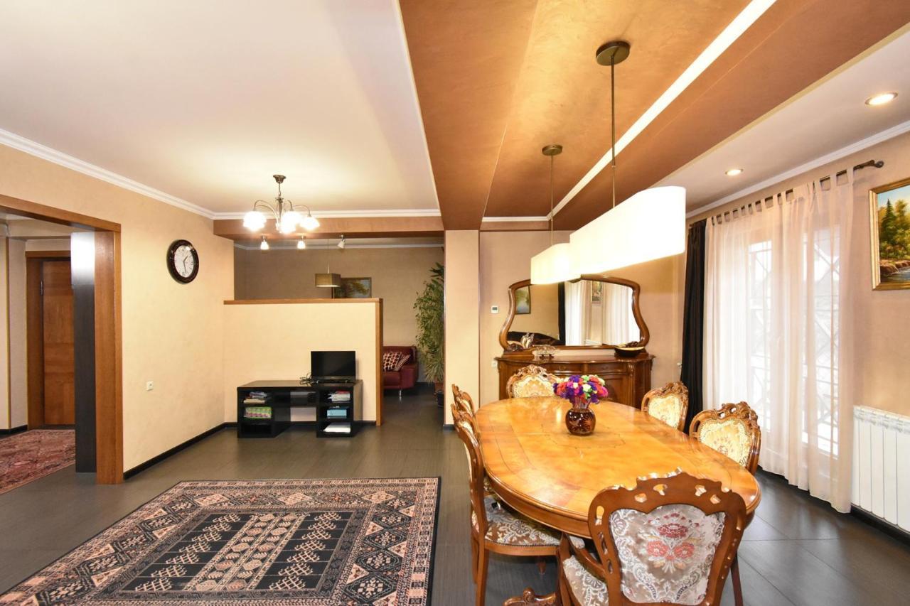 Dos Guest House Erywań Zewnętrze zdjęcie