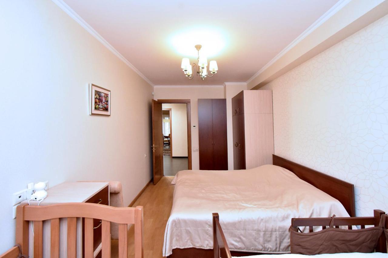 Dos Guest House Erywań Zewnętrze zdjęcie